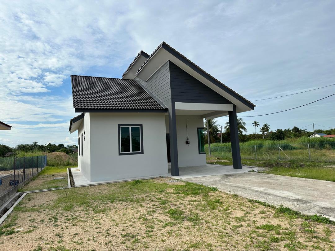 Completed single storey bungalow PT5494